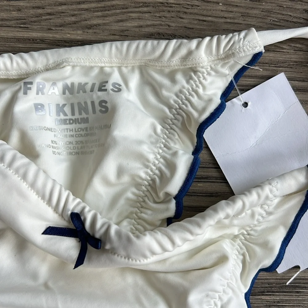 Frankies Bikinis tidal side